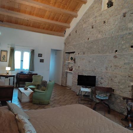 Rosa Thea Suite Ταορμίνα Εξωτερικό φωτογραφία