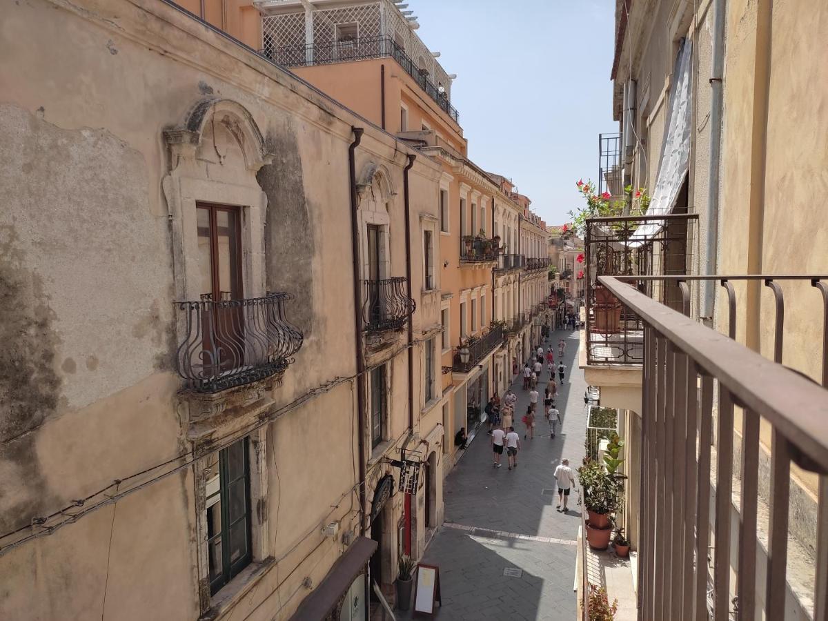Rosa Thea Suite Ταορμίνα Εξωτερικό φωτογραφία