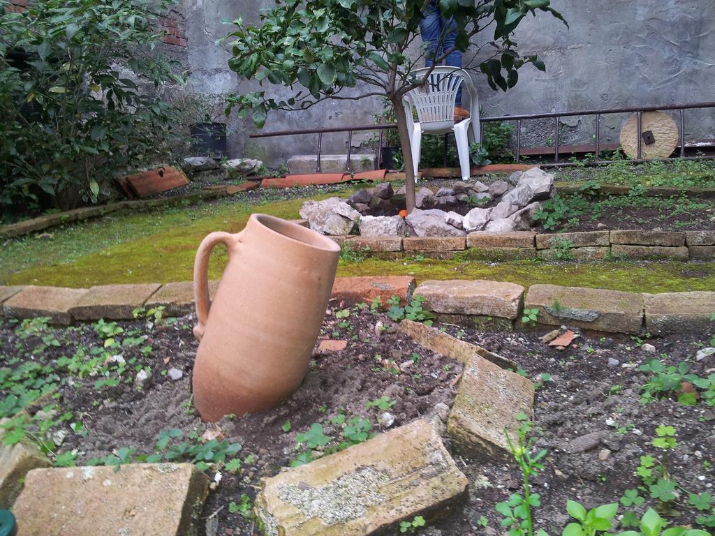 Rosa Thea Suite Ταορμίνα Δωμάτιο φωτογραφία