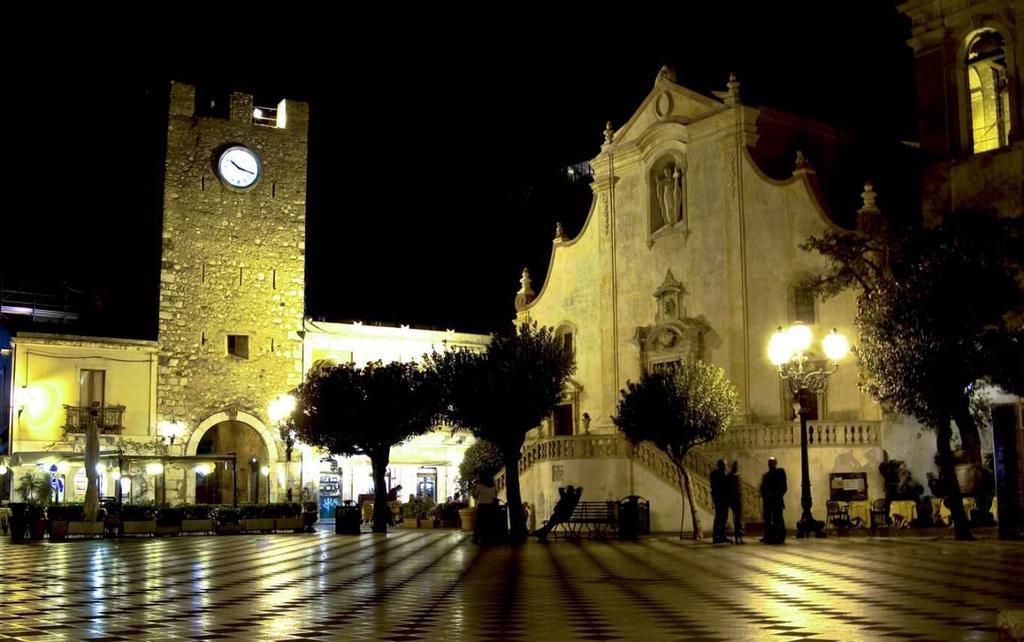Rosa Thea Suite Ταορμίνα Εξωτερικό φωτογραφία